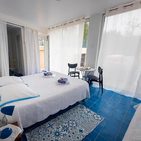 Le Jas Du Colombier Holiday home