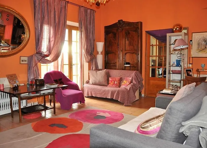 Le Jas Du Colombier 4*