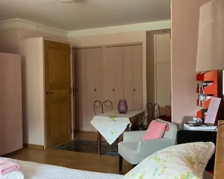 Le Jas Du Colombier Pensionat 4*
