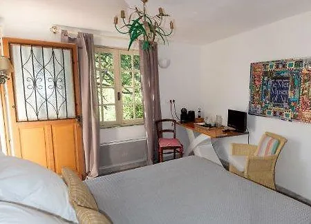 Le Jas Du Colombier Hébergement de vacances *