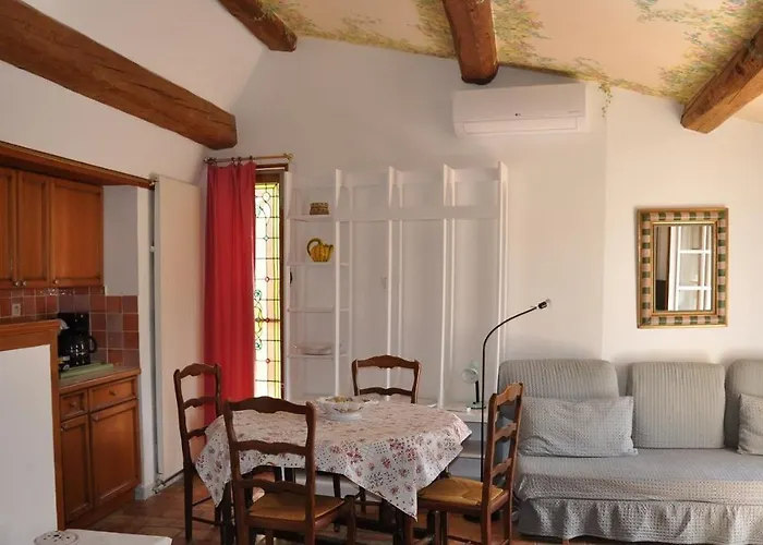 Affittacamere Le Jas Du Colombier 4*