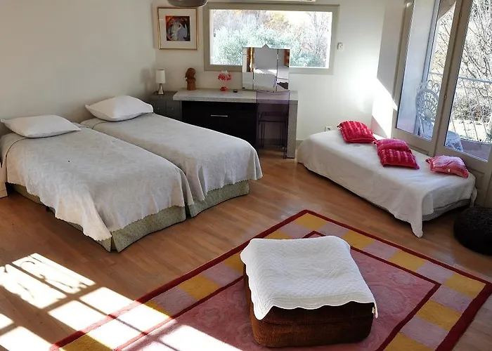 Le Jas Du Colombier Affittacamere